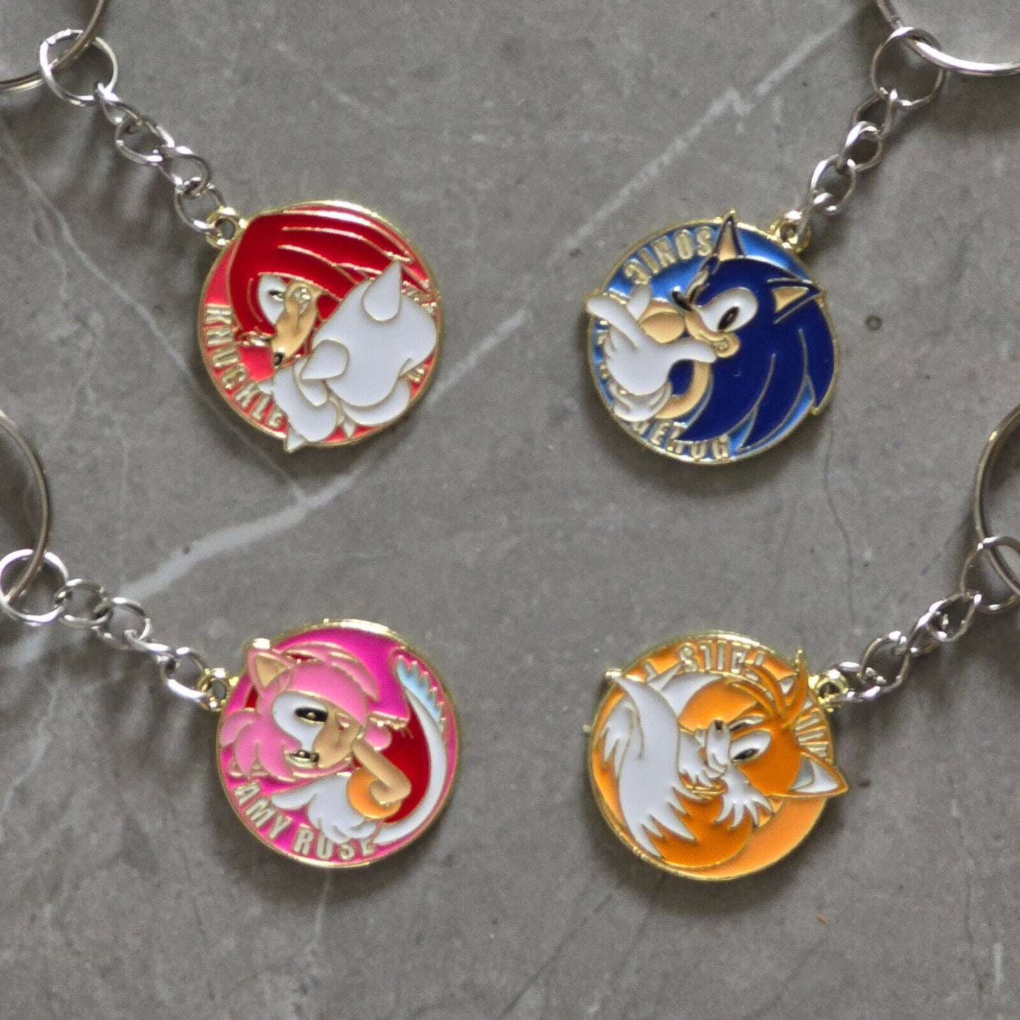 SONIC THE HEDGEHOG KRY CHAIN Keyring ENAMEL TAILS AMY ROSE Sega Gaming KNUCKLES