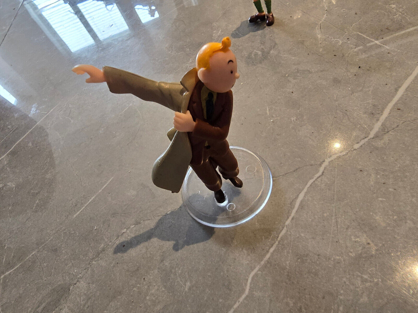 The Adventures Of TINTIN Pvc Action Figures Comic Doll Kids HIKING SNOWY TIN TIN