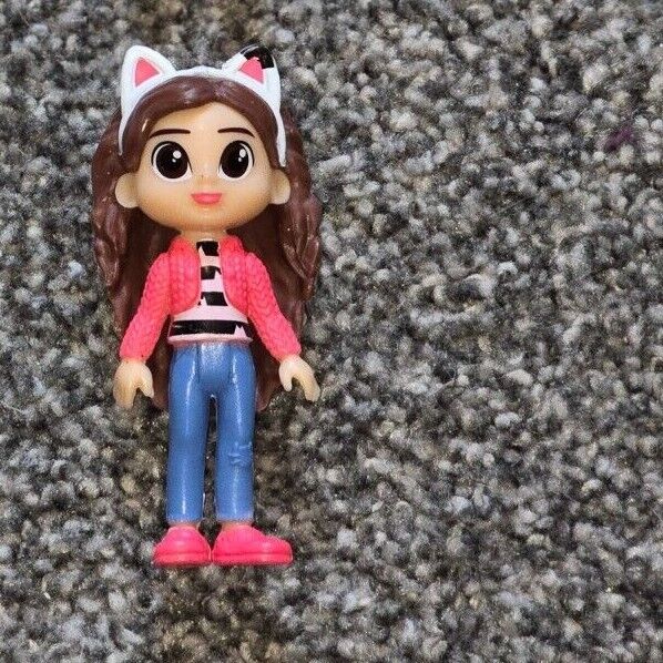 Gabby's Dollhouse Cute small CAKE TOPPER Figure Set Figures Gabbys Cakey Kids