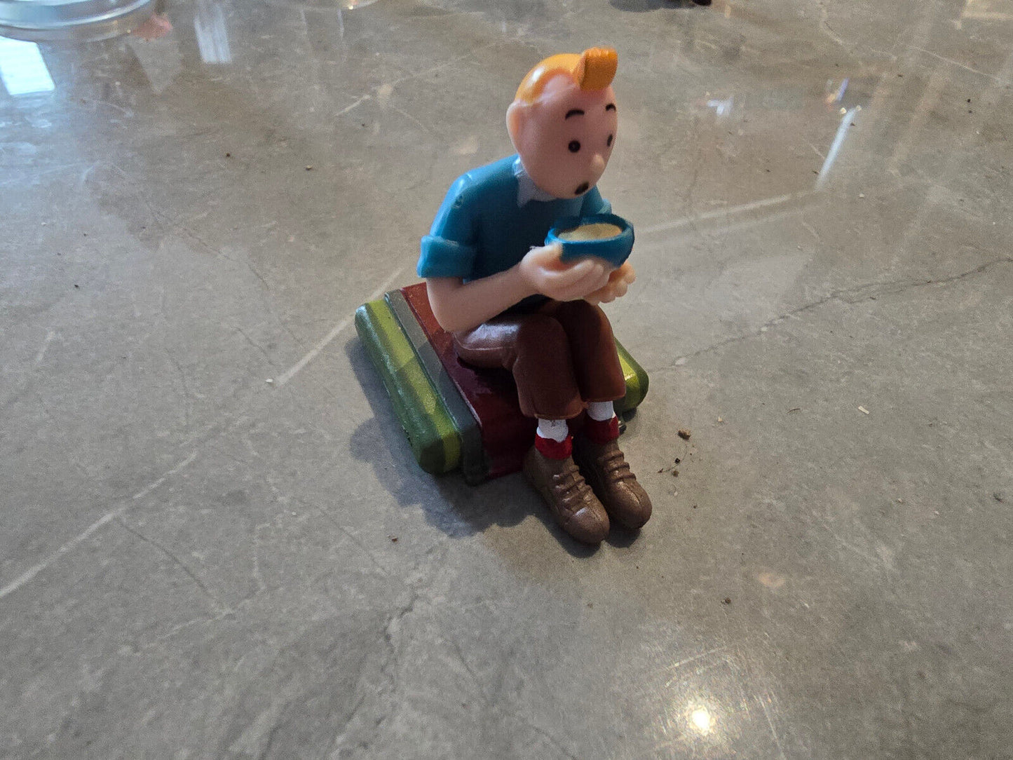 The Adventures Of TINTIN Pvc Action Figures Comic Doll Kids HIKING SNOWY TIN TIN
