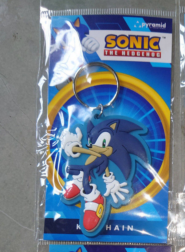 SONIC THE HEDGEHOG Official Keyring 2D Rubber TAILS SHADOW Sega Gaming CHOOSE