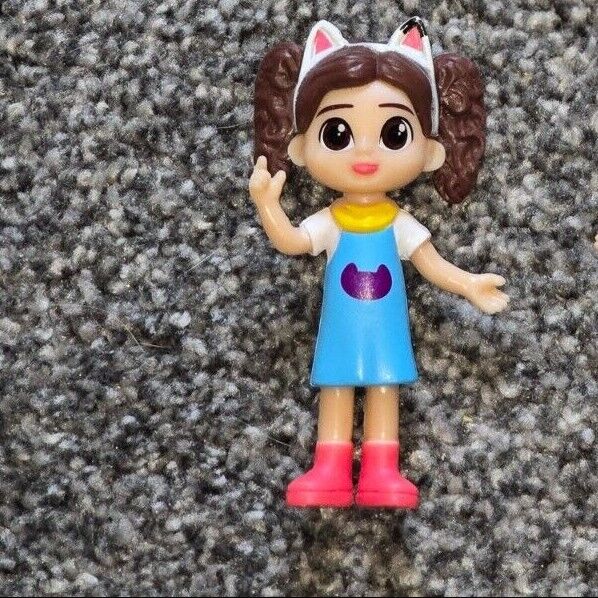 Gabby's Dollhouse Cute small CAKE TOPPER Figure Set Figures Gabbys Cakey Kids