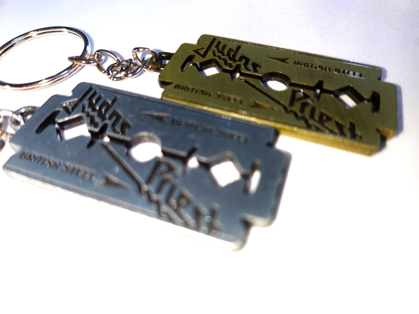 Metal Key Chain Keyring Tin for Judas Priest Chaveros Lovers Razor Blade Gift