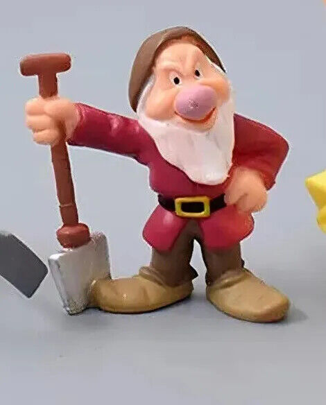 Snow White and the Seven Dwarfs Action Figure Doll Playset Kids Toy Cake Topper