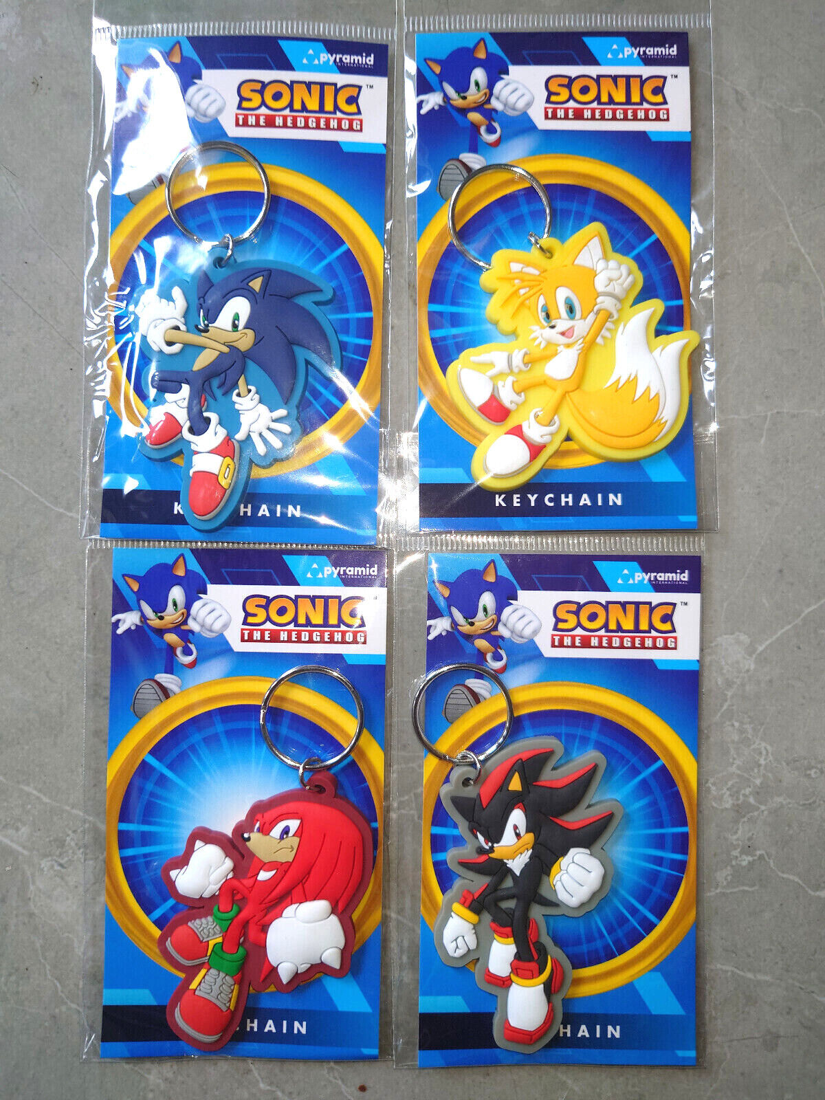 SONIC THE HEDGEHOG Official Keyring 2D Rubber TAILS SHADOW Sega Gaming CHOOSE