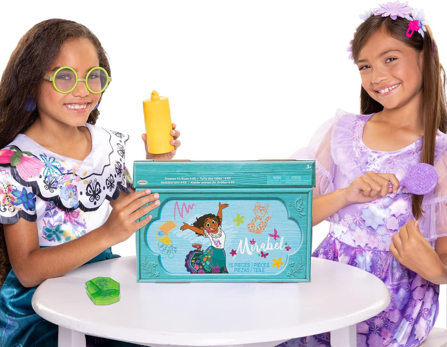 New Disney Encanto Mirabel Isabel Madrigal Sisters Dress Up Accessories Trunk