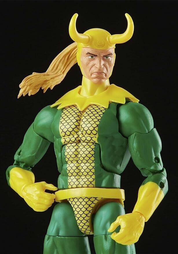 Loki Action Figure from Marvel Legends Incl. Twin Daggers movie cartoon avengers