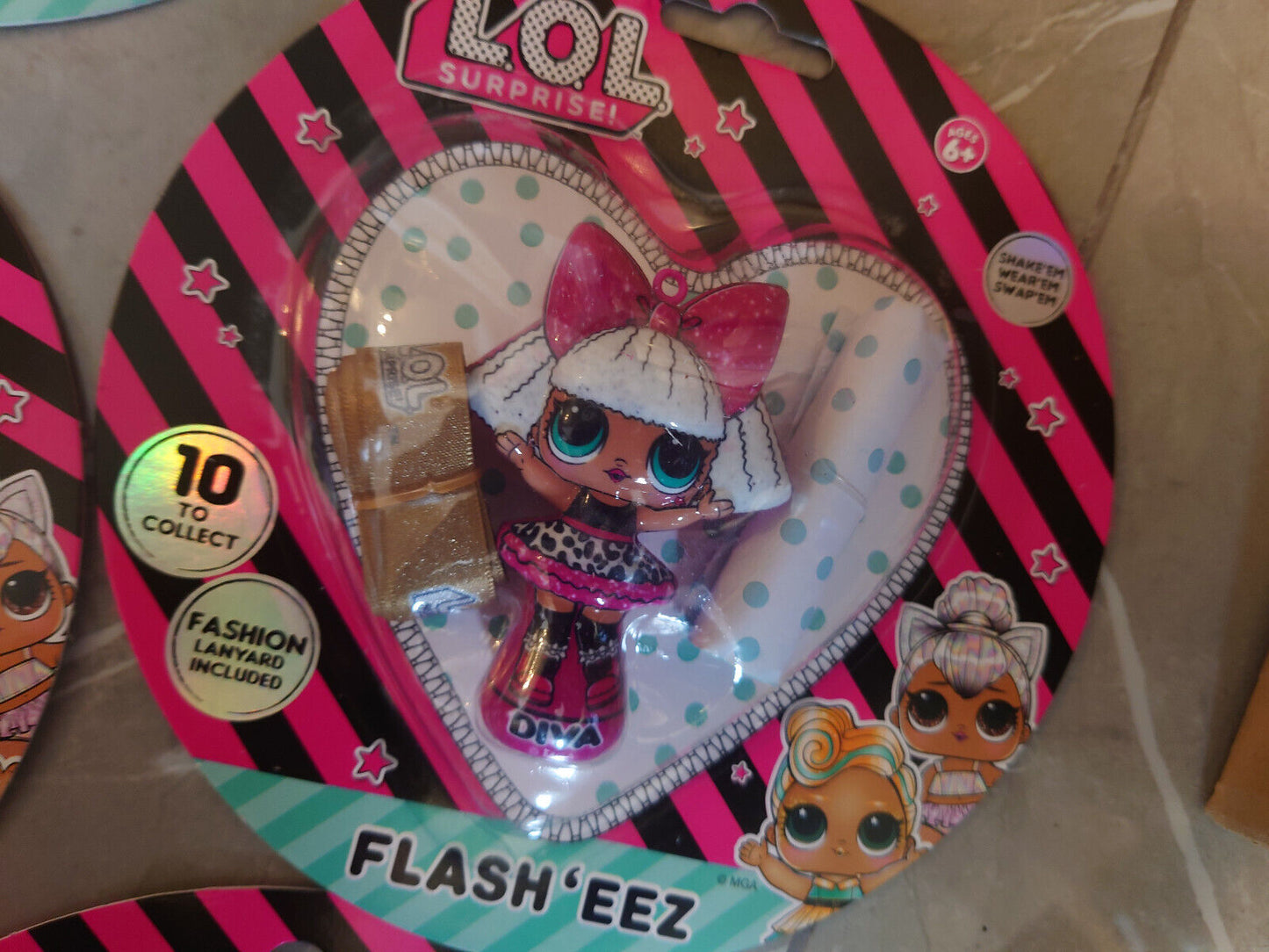 L.O.L. Surprise FLASH EEZ CHOOSE YOURS LOL FLASHEEZ LIGHTS UP LANYARD PENDANT