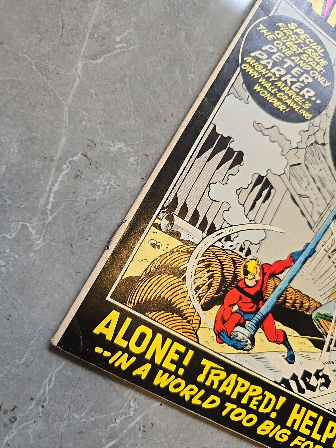 Marvel Feature #4 - Presents The Astonishing Ant-man - 1972 VG / F+ ANTMAN COMIC