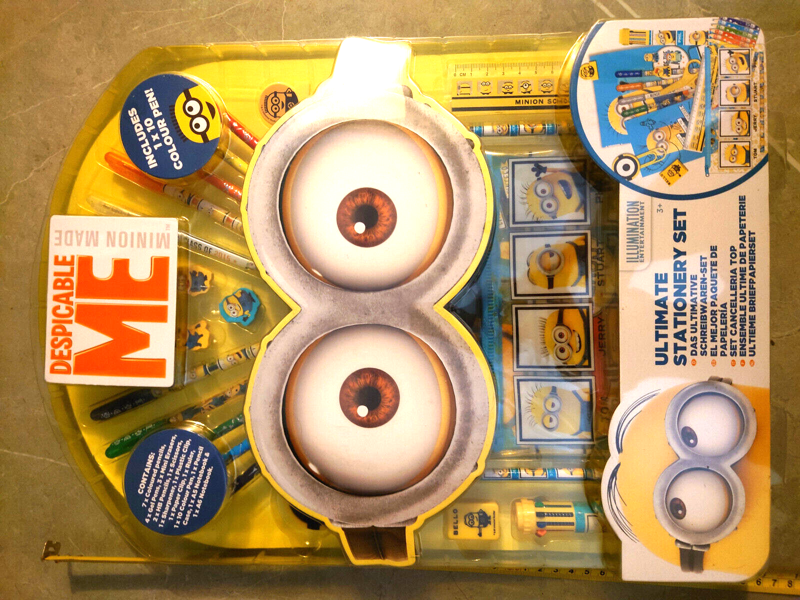 25 Piece SUPER Minions ULTIMATE JUMBO Stationary SET Dispicable Me 18X14 INCHES