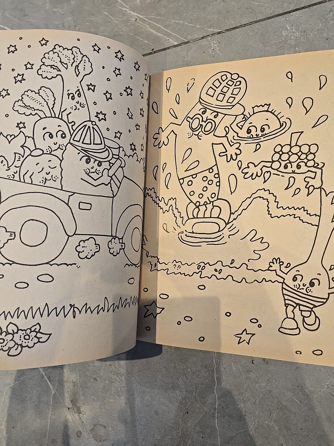 UNUSED NO 1 MINT The Munch Bunch 1980 ORIGINAL COLOURING BOOK Retro Kids TV