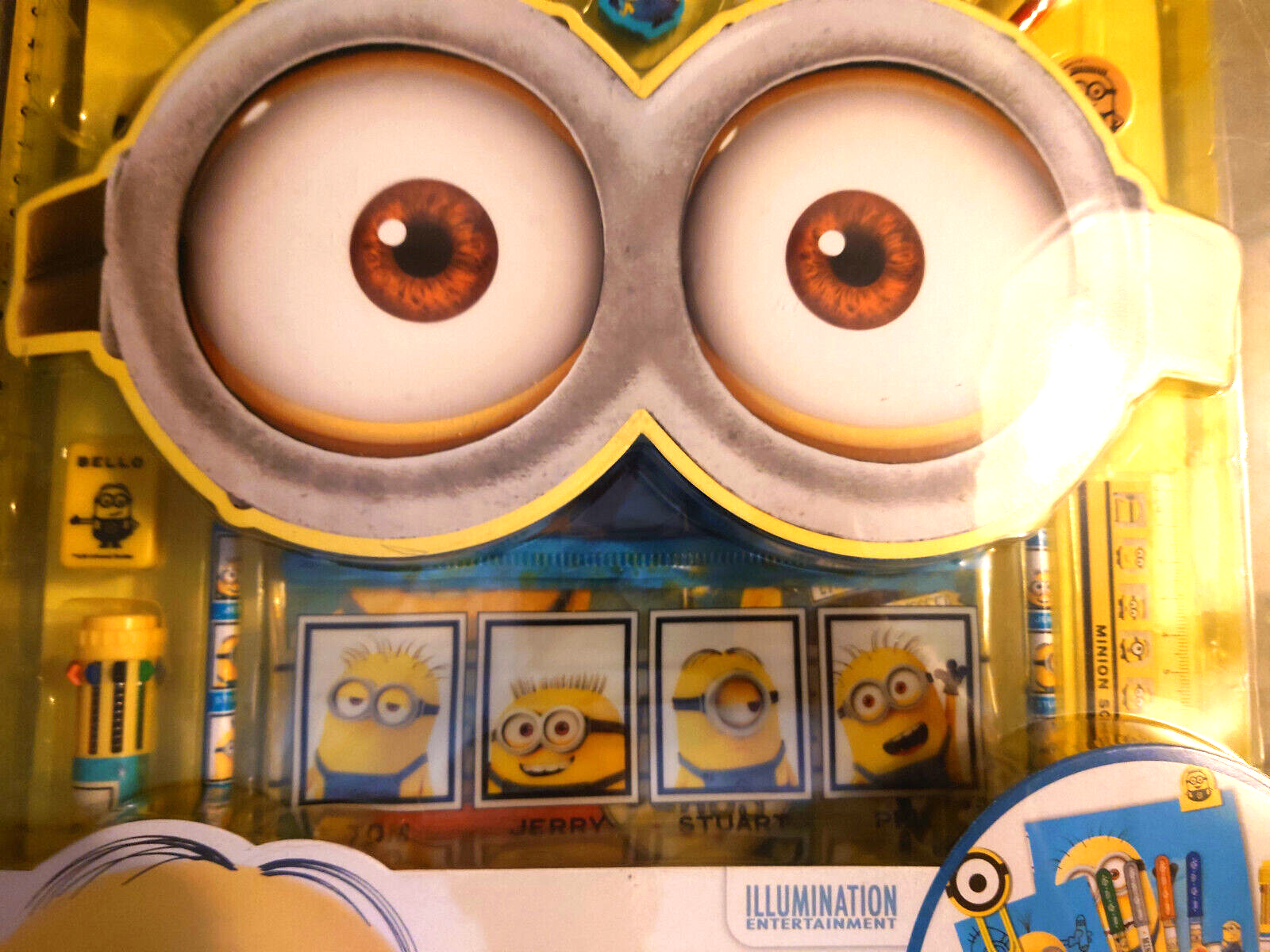 25 Piece SUPER Minions ULTIMATE JUMBO Stationary SET Dispicable Me 18X14 INCHES