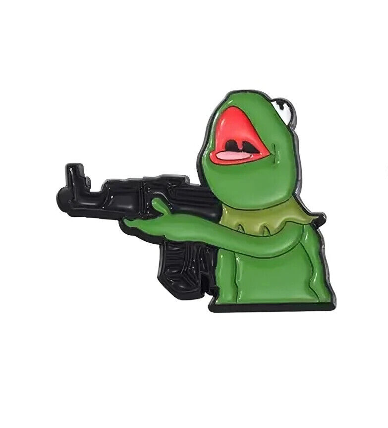 KERMIT THE FROG Metal Enamel Pin Badge Retro Kids Adult Teen FUNNY COMICAL GUN