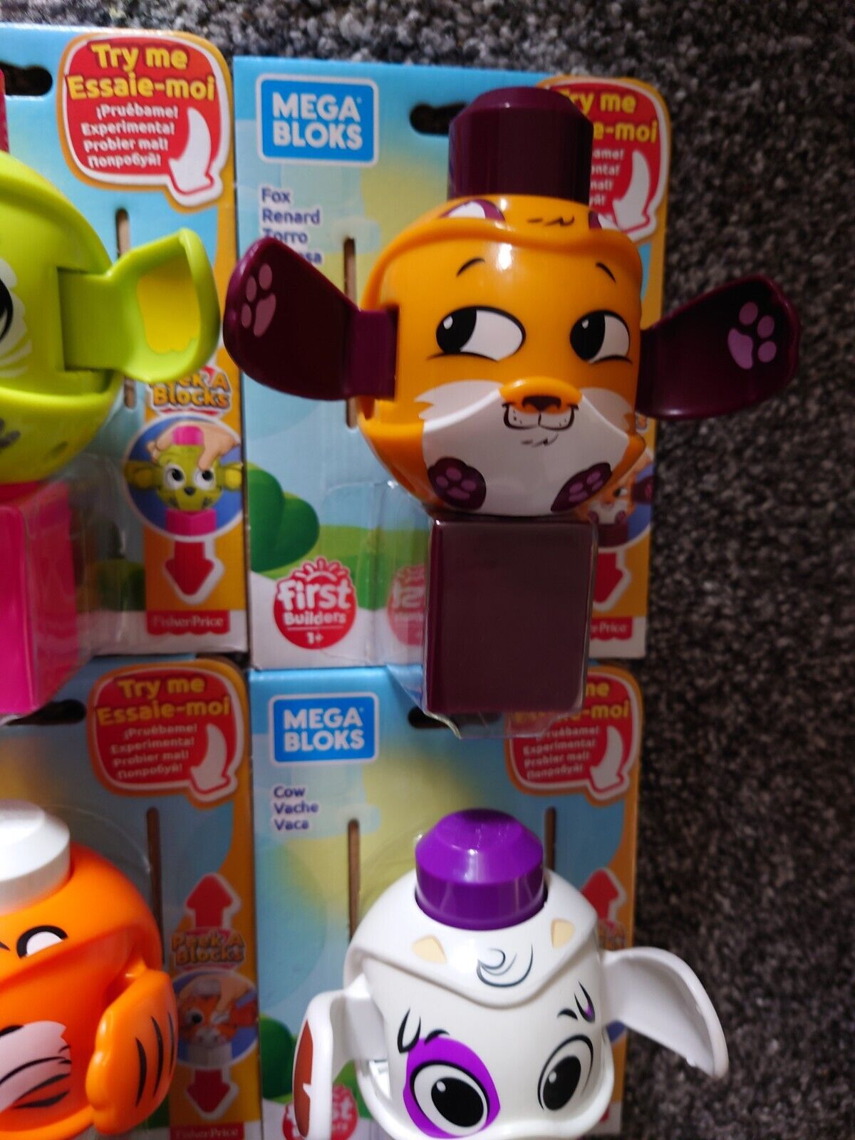 MEGA BLOCKS - PEEK-A-BLOCKS - CHOOSE CHARACTER - ONE SUPPLIED