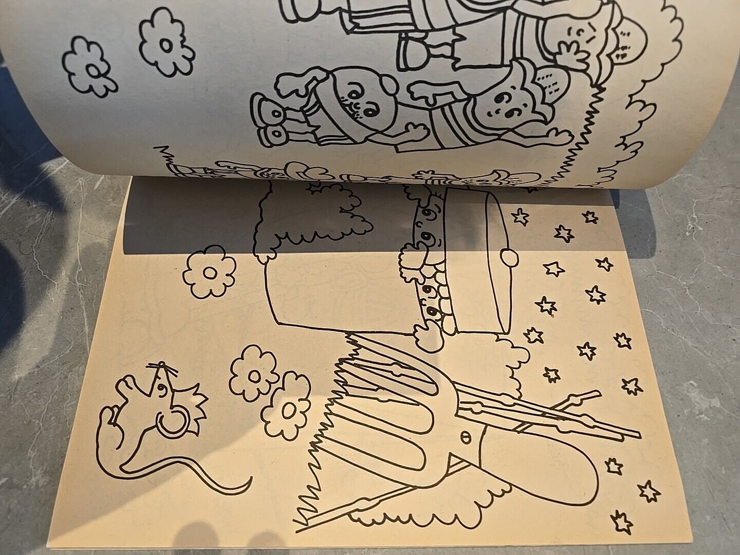 UNUSED NO 4 MINT The Munch Bunch 1980 ORIGINAL COLOURING BOOK Retro Kids TV