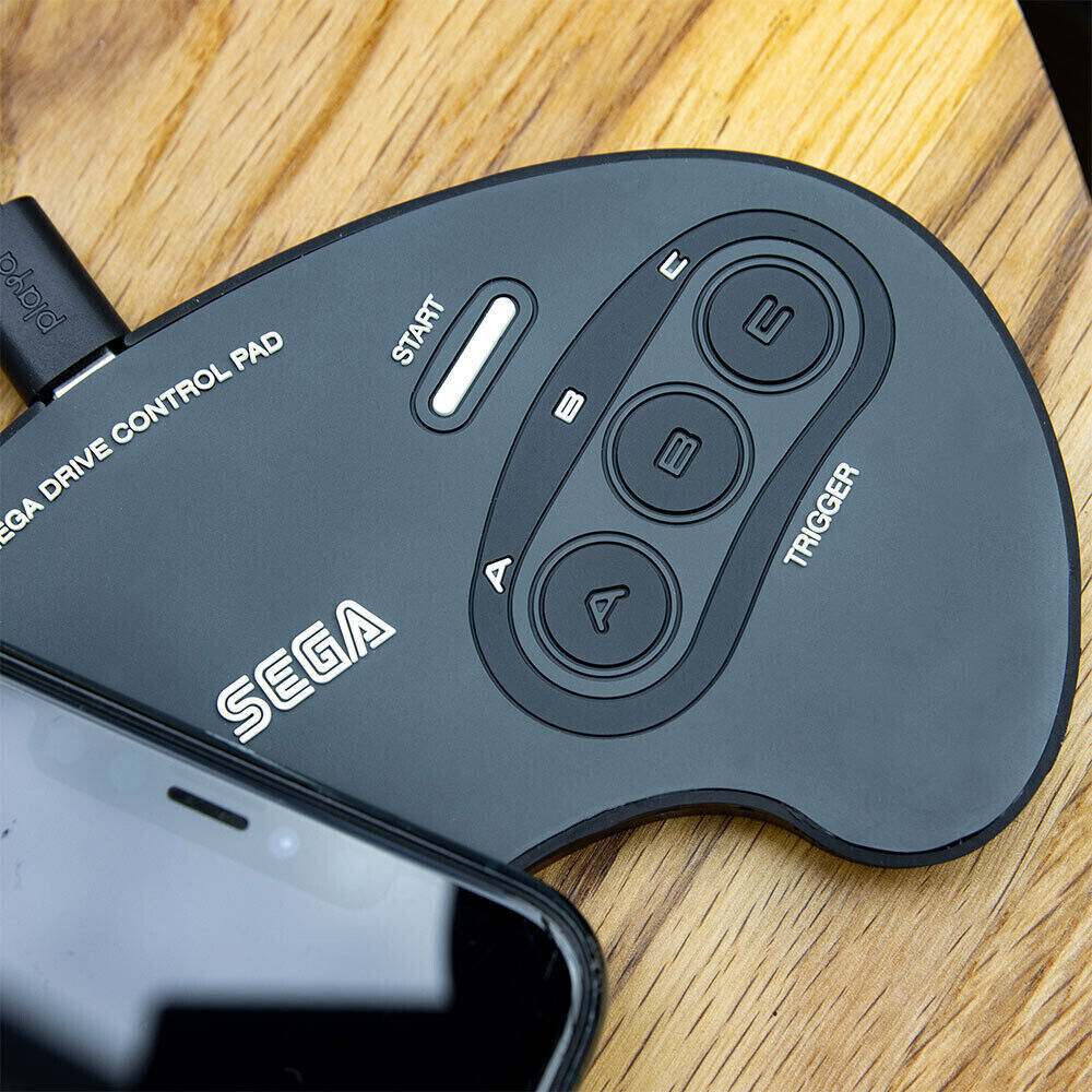 OFFICIAL SEGA MEGA DRIVE HAND CONTROLLER WIRELESS CHARGING MAT PHONE CHARGER