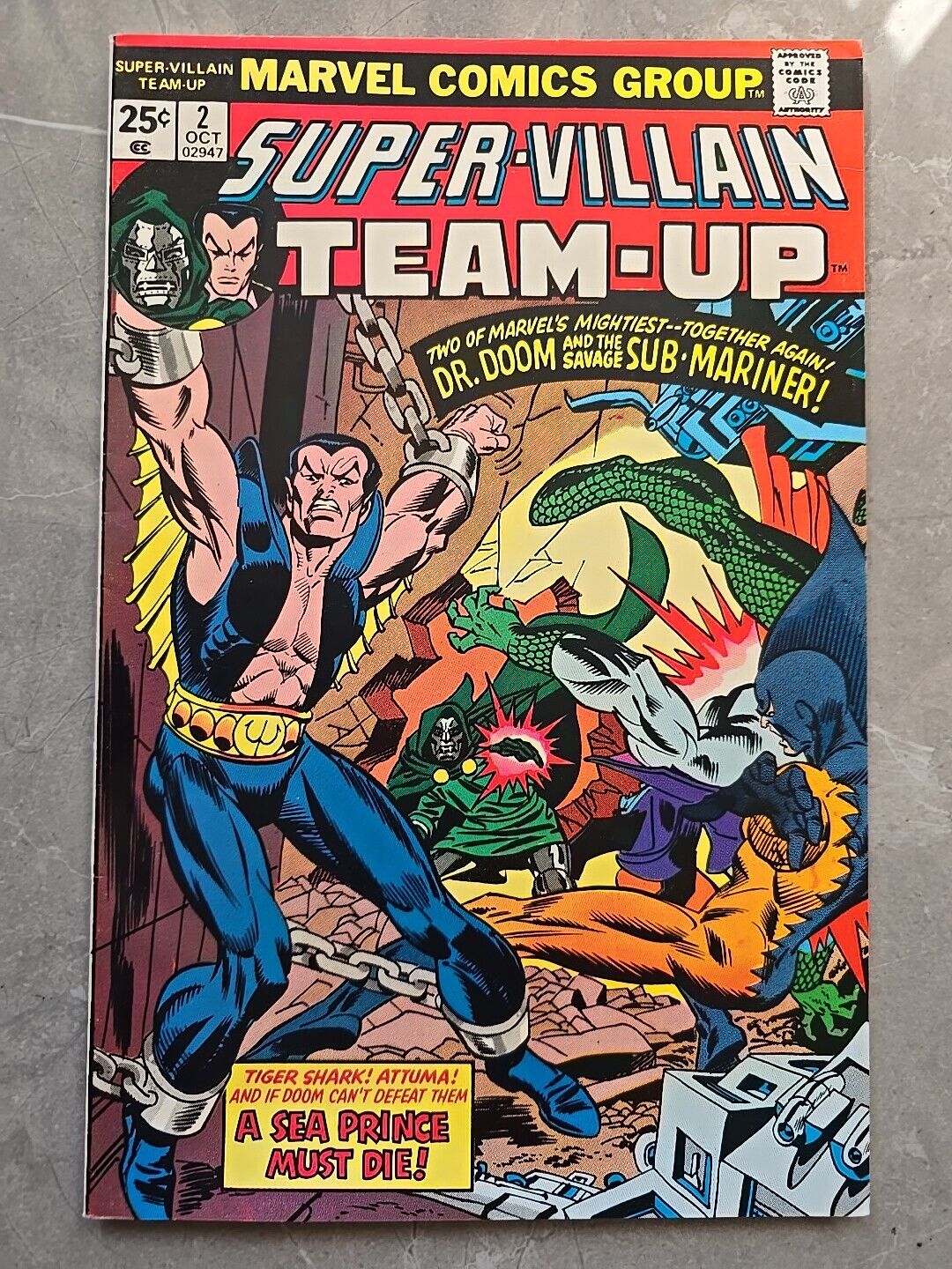 SUPER VILLAIN TEAM UP #2 VF (8.0) OCTOBER 1975 MARVEL COMICS DOOM SUB MARINER