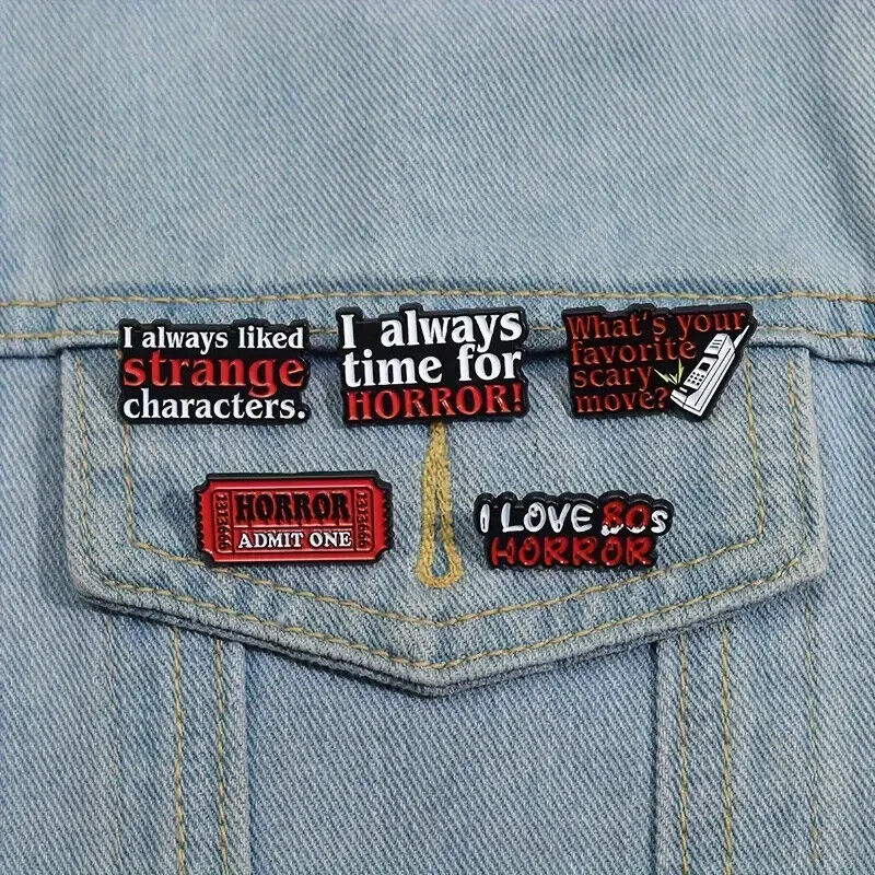 HORROR MOVIE PIN BADGE FILM HALLOWEEN SCARY SCREAM BROOCH ADMIT ONE TICKET