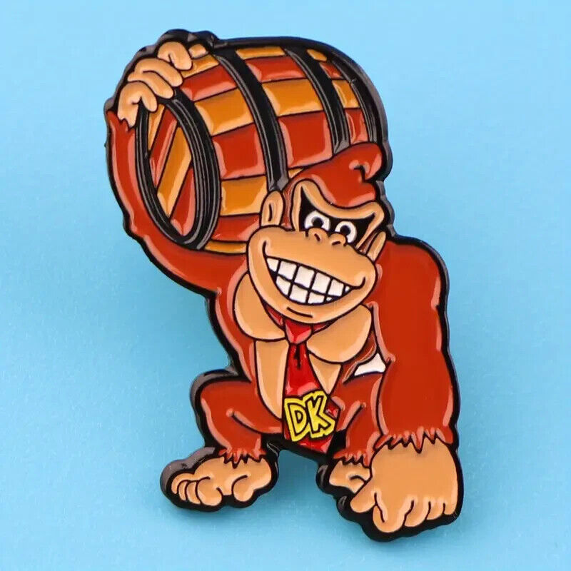 DONKEY KONG Pin Badge Enamelr Brooch Cartoon GAMING GAME GAMER NINTENDO