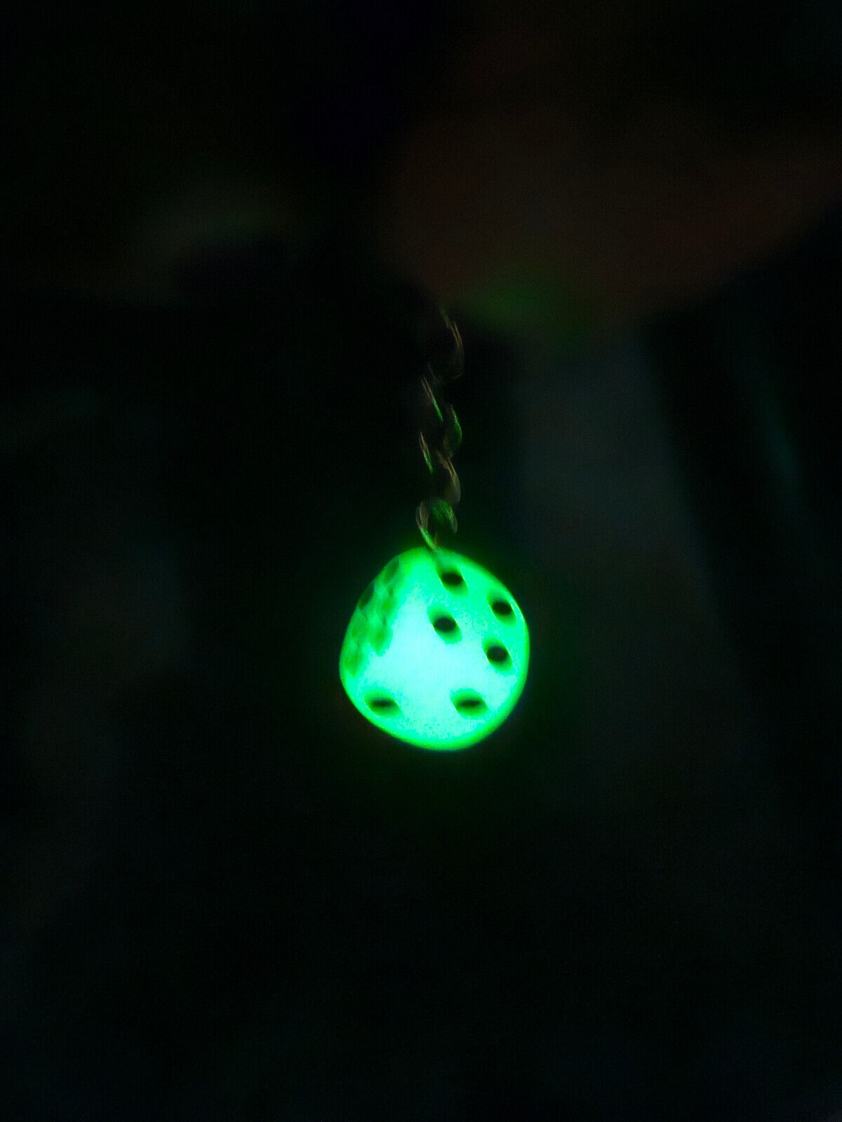 Glow in The Dark DICE KEYRING KEY CHAIN Geek Games D&D GITD GAMES PARTY CASINO