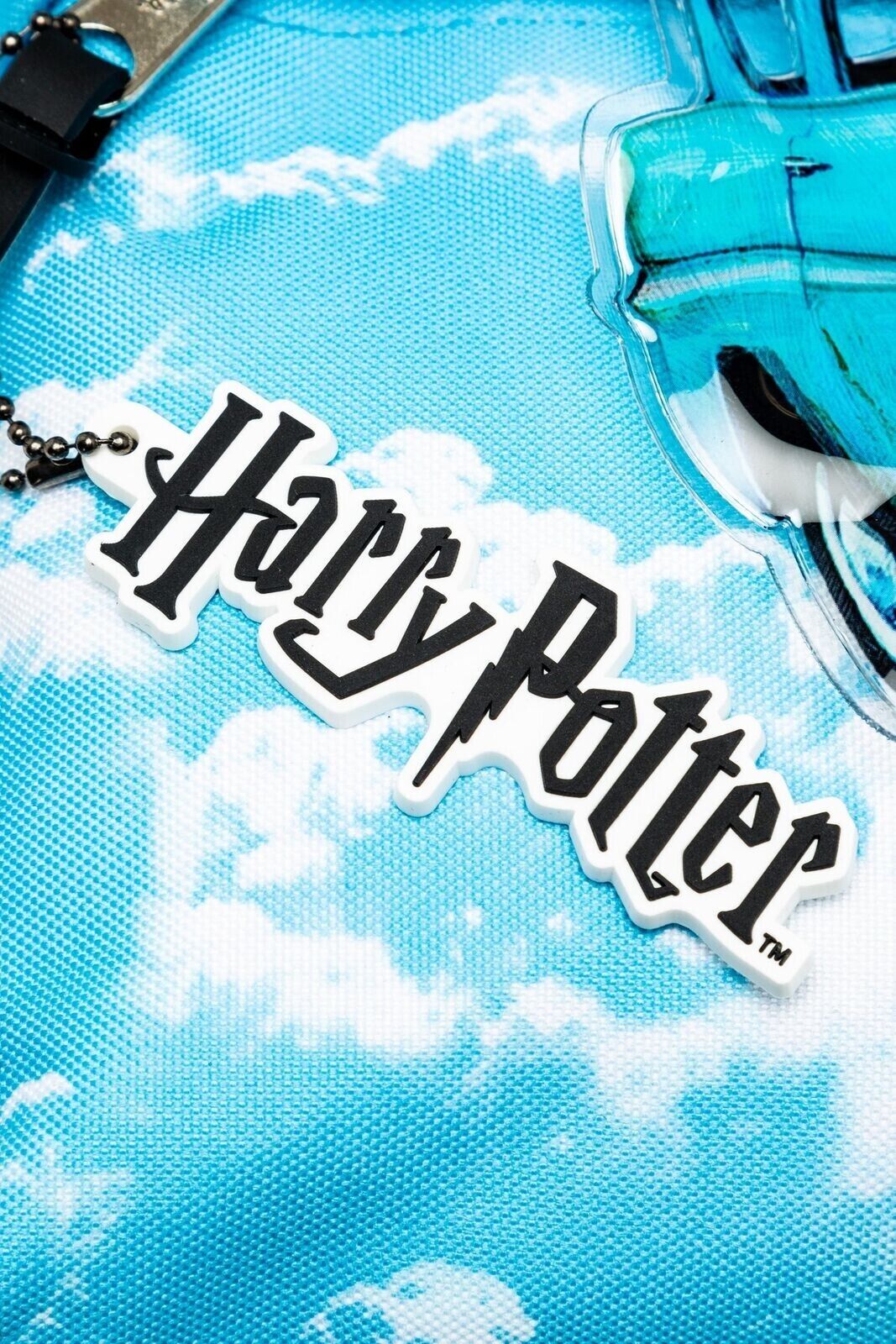 HARRY POTTER X HYPE. FLYING FORD ANGLIA BACKPACK Blue White Skies Car Weasley