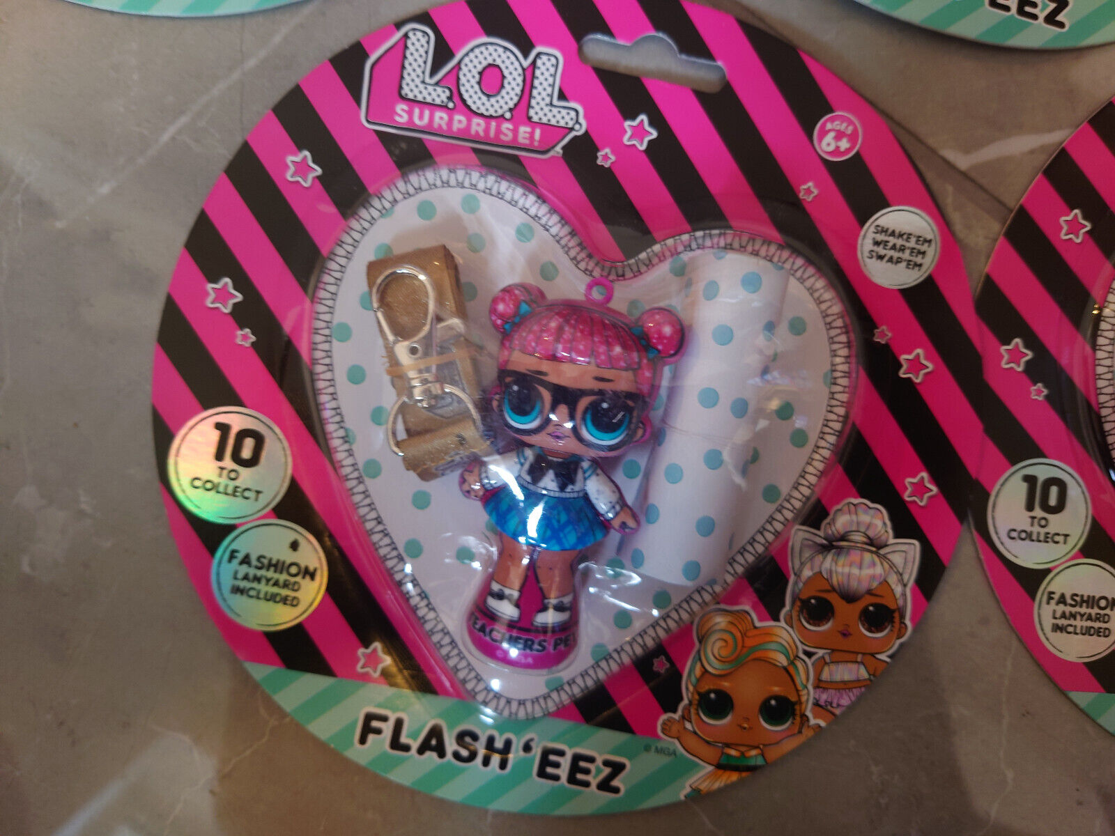 L.O.L. Surprise FLASH EEZ CHOOSE YOURS LOL FLASHEEZ LIGHTS UP LANYARD PENDANT