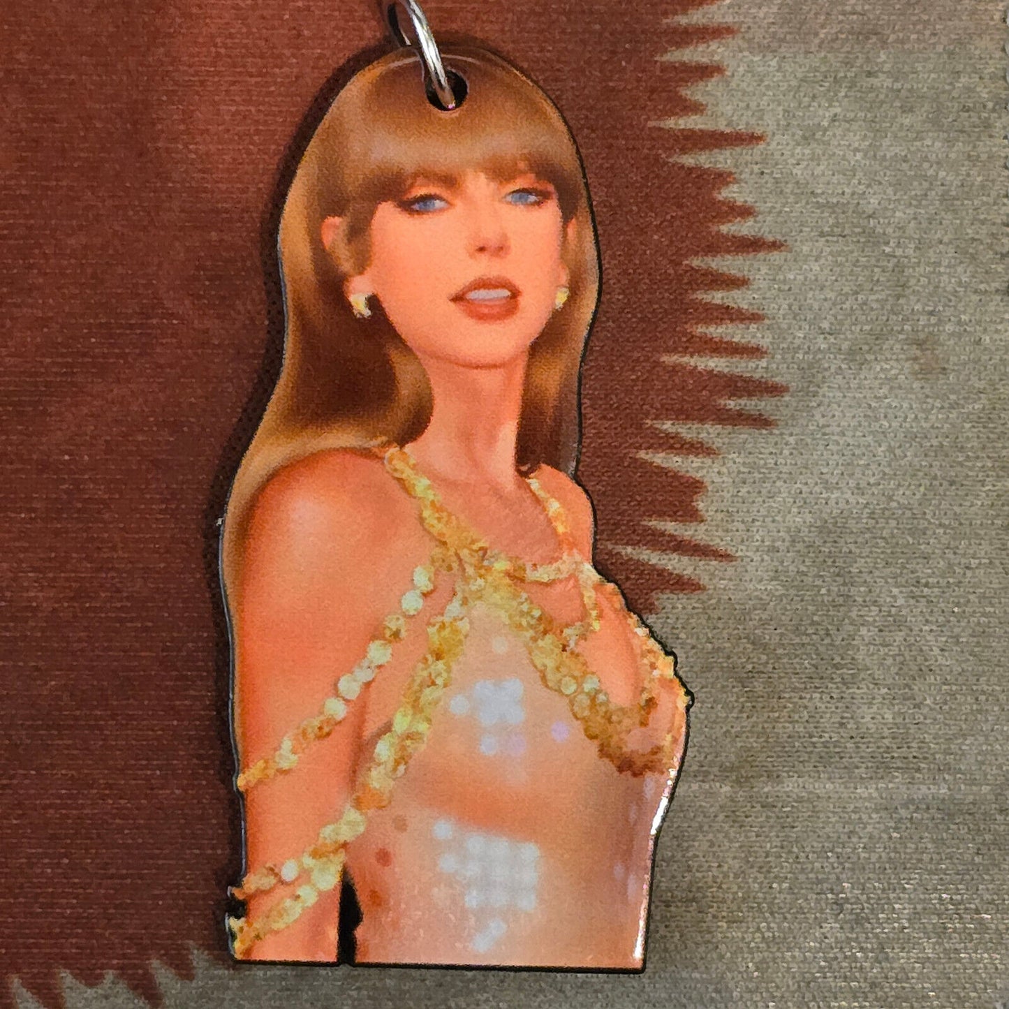 Taylor Swift Keyring Swiftie Key Chain TayloUr Merch Gifts Keyring Fans DRESS