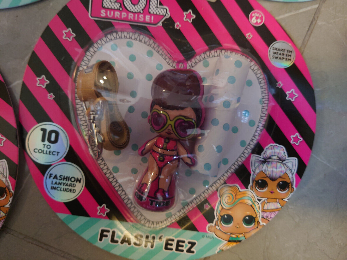 L.O.L. Surprise FLASH EEZ CHOOSE YOURS LOL FLASHEEZ LIGHTS UP LANYARD PENDANT