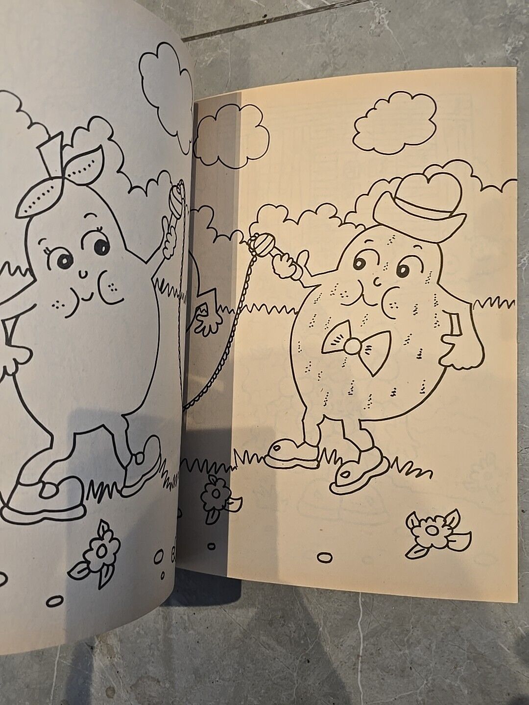 UNUSED NO 1 MINT The Munch Bunch 1980 ORIGINAL COLOURING BOOK Retro Kids TV