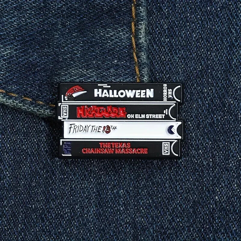 VHS Video Horror Pin Badge Halloween Nightmare Elm Texas Chainsaw MOVIES