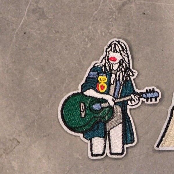 Taylor Swift 3" iron on patch PATCHES MUSIC SWIFTY GUITAR STAR COUNTRY