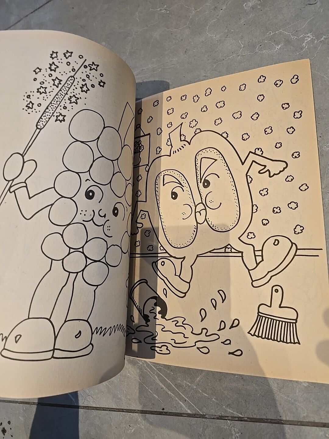 UNUSED NO 2 MINT The Munch Bunch 1980 ORIGINAL COLOURING BOOK Retro Kids TV