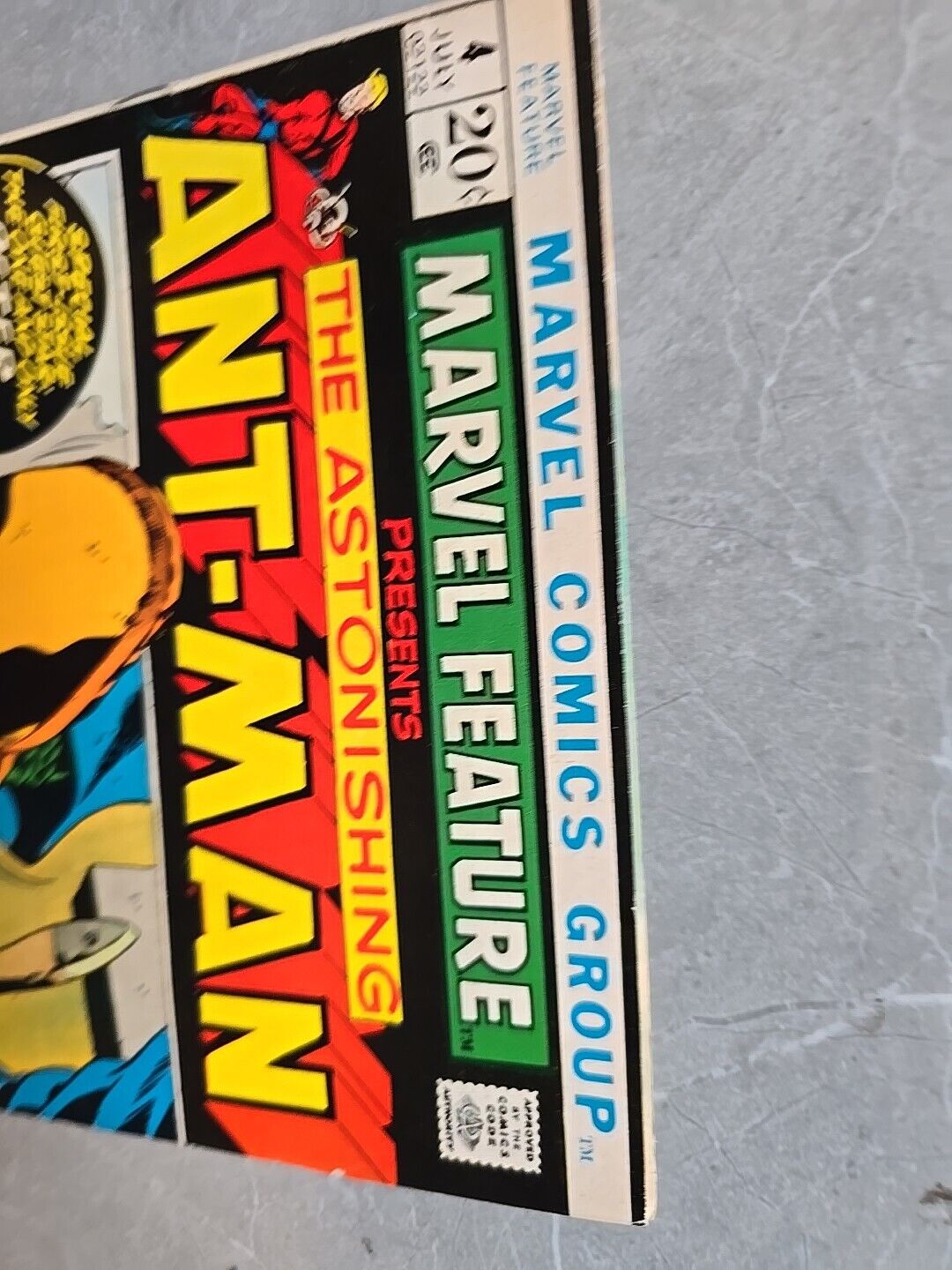 Marvel Feature #4 - Presents The Astonishing Ant-man - 1972 VG / F+ ANTMAN COMIC