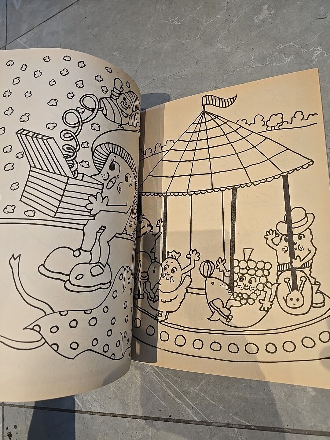 UNUSED NO 2 MINT The Munch Bunch 1980 ORIGINAL COLOURING BOOK Retro Kids TV