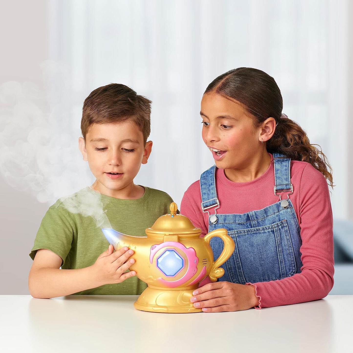 Magic Mixies Magic Genie Lamp with Interactive 8 inch PINK Plush Toy & 60+ Sound
