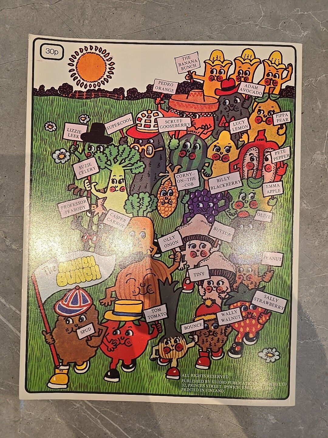 UNUSED NO 2 MINT The Munch Bunch 1980 ORIGINAL COLOURING BOOK Retro Kids TV