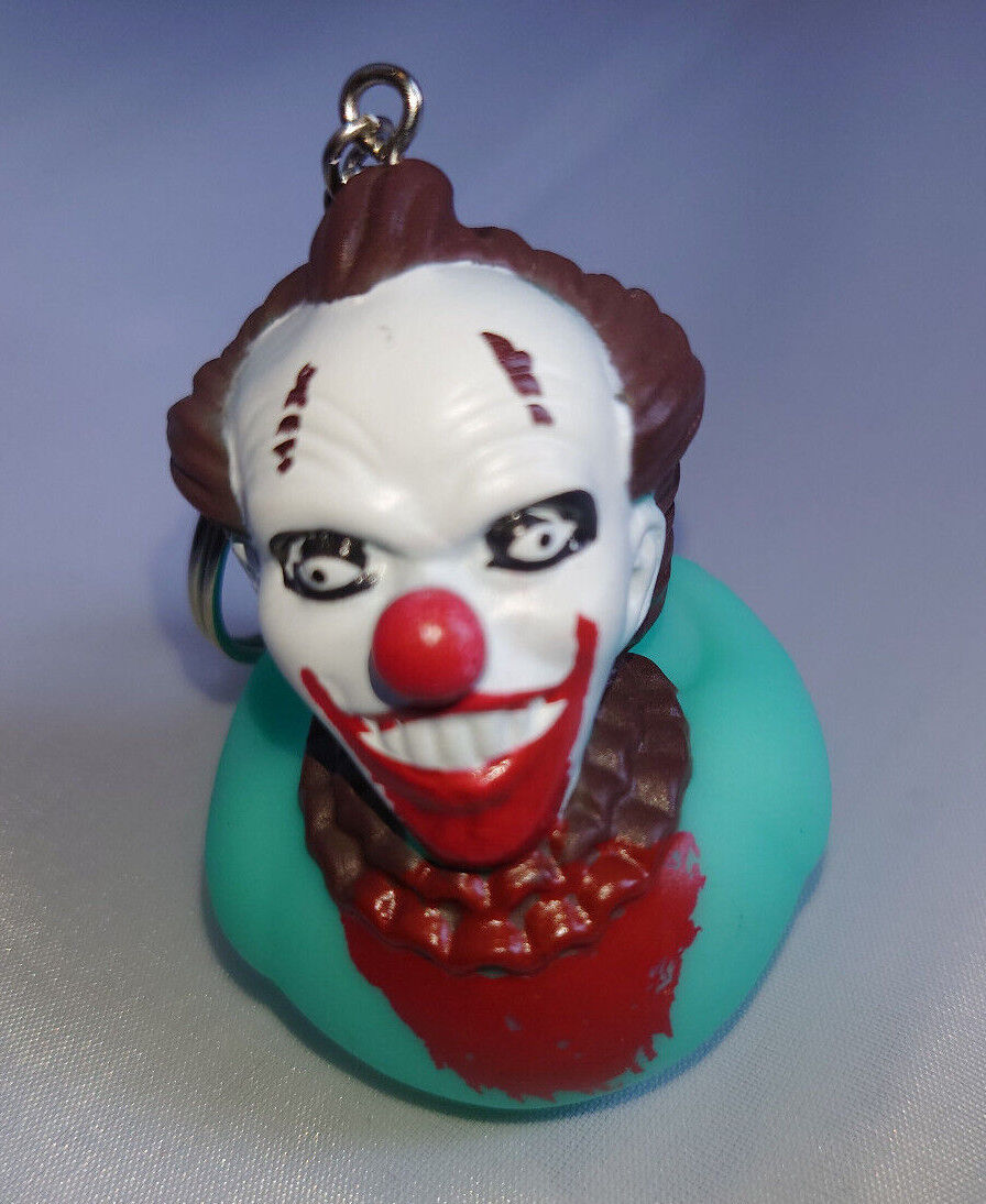 HORROR RUBBER DUCK GLOW IN THE DARK KEYRING KEYCHAIN SCREAM IT CLOWN HALLOWEEN