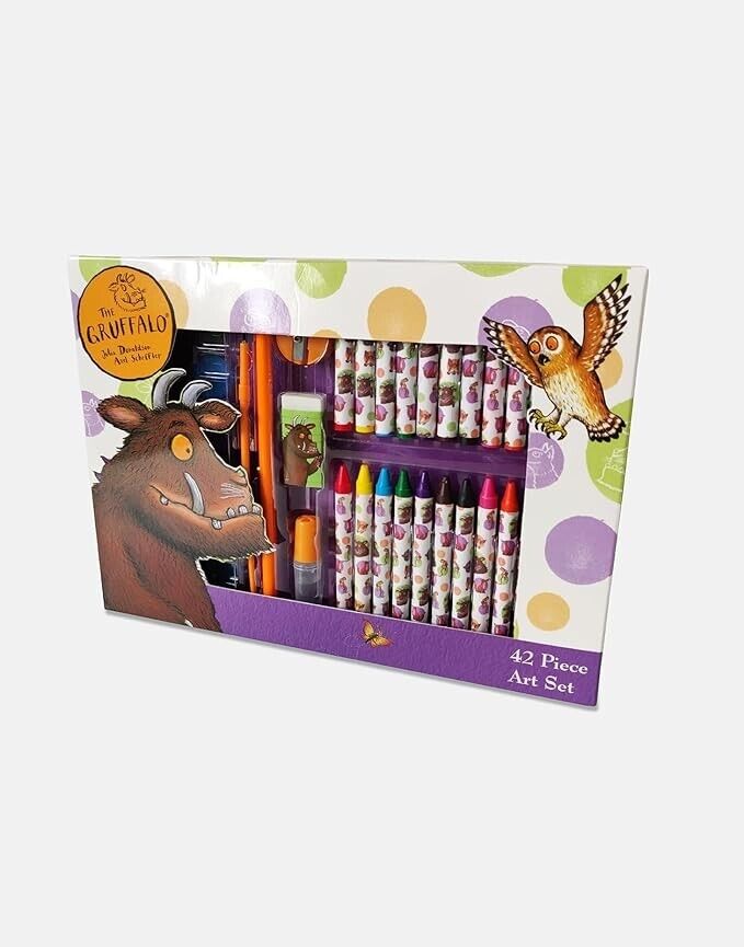 Room On The Broom The Gruffalo Percy The Park Keeper 42 Piece Art Set paints