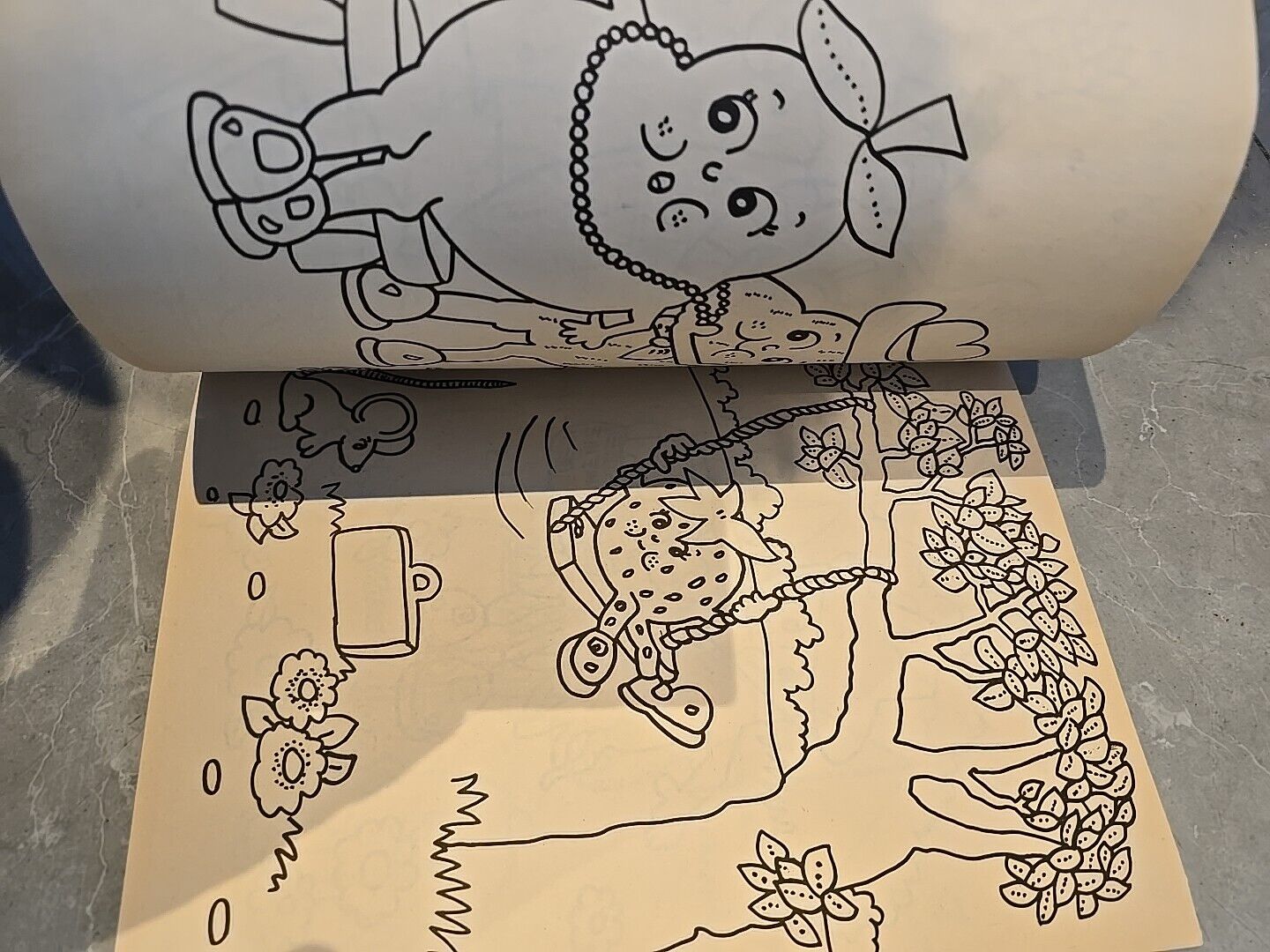 UNUSED NO 4 MINT The Munch Bunch 1980 ORIGINAL COLOURING BOOK Retro Kids TV